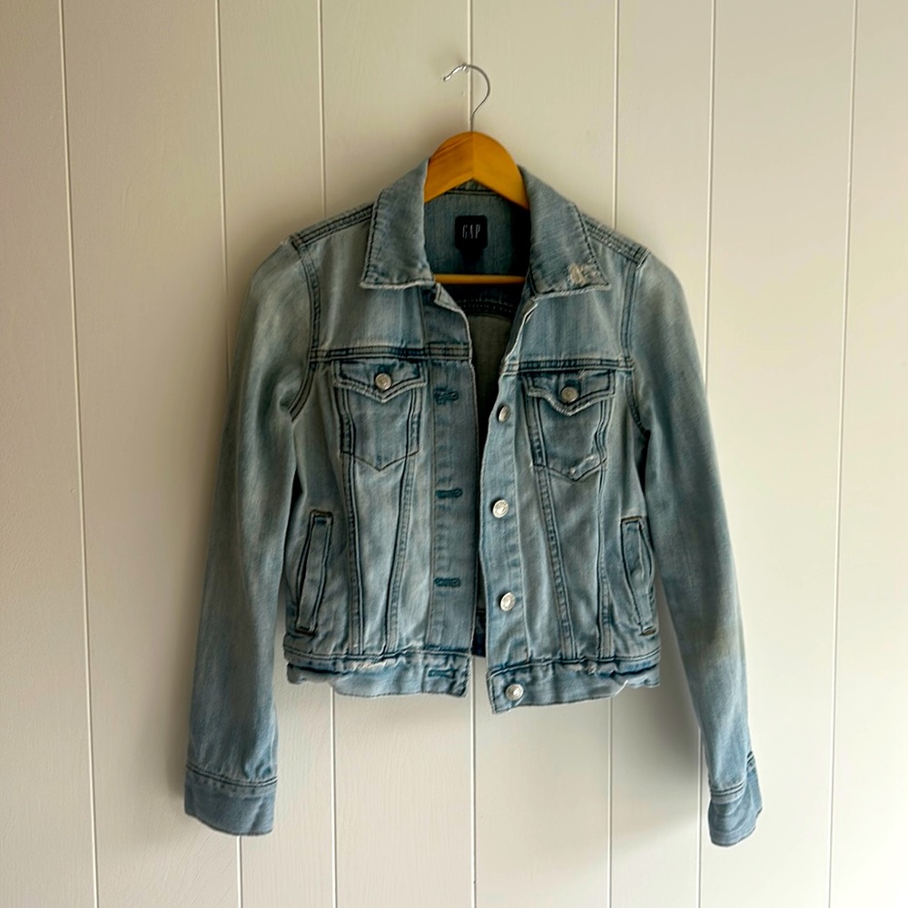 Vintage gap distressed crop denim jacket
